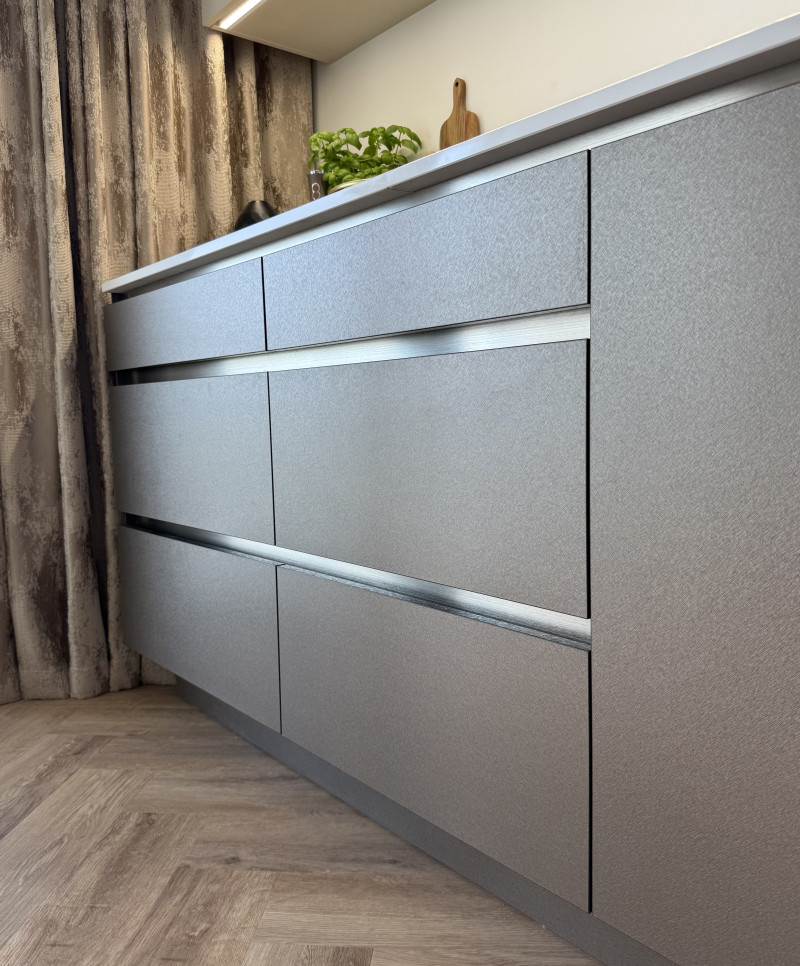 Dekoratívne materiály